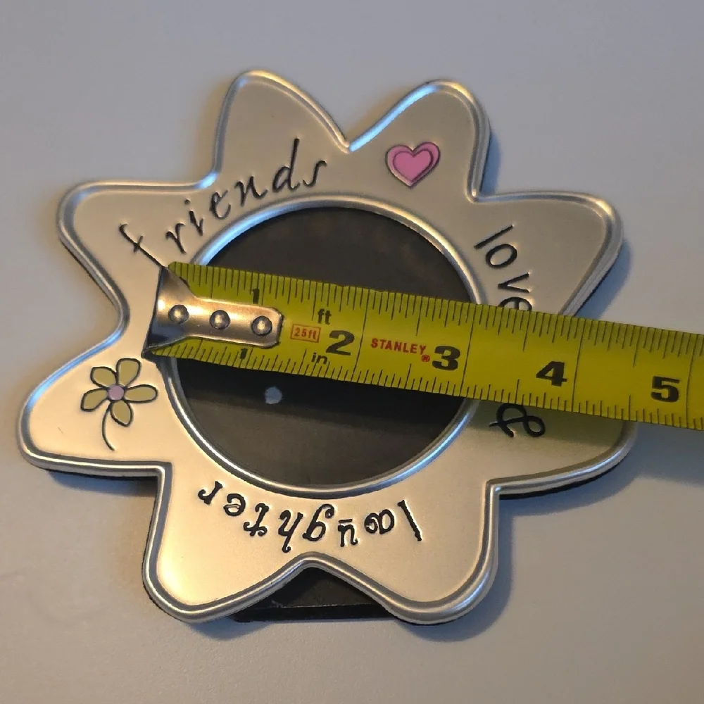 Silver Flower-Shaped Photo Frame - 3 Inch Circle Picture Frame